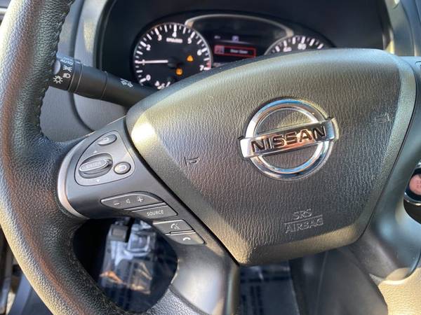 2016 Nissan Pathfinder SV suv Gun Metallic - - by for sale in INGLEWOOD, CA – photo 14