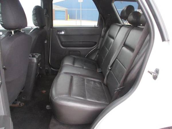2008 Ford Escape Limited 4WD - cars & trucks - by dealer - vehicle... for sale in Wichita, KS – photo 12