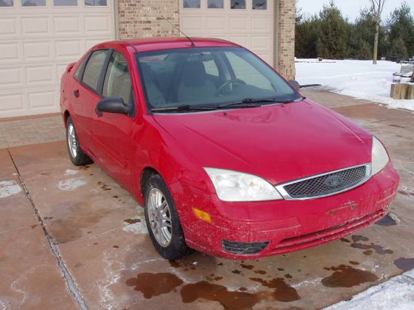 2005 Ford Focus for sale in River Falls, MN – photo 2