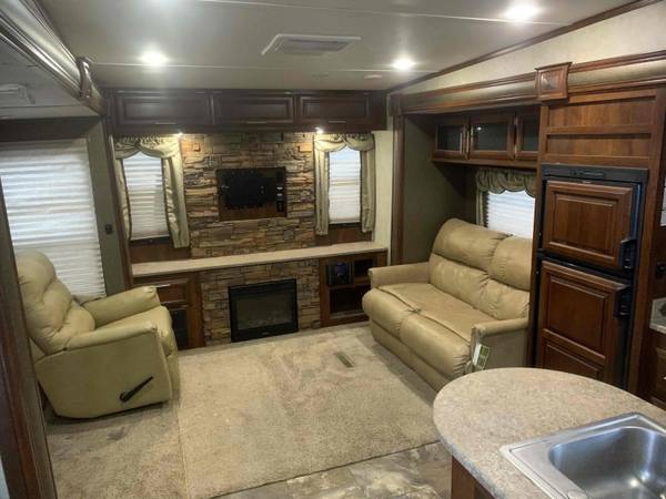 2014 Gulf Stream Coach Canyon Trail In House Financing For Those Who... for sale in Castle Rock, CO – photo 9