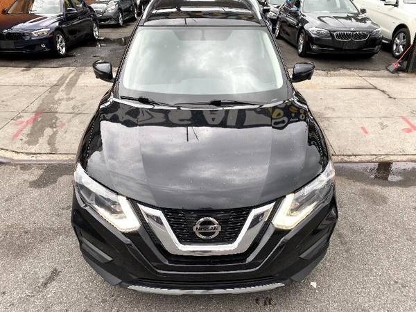 2017 Nissan Rogue SV AWD - EVERYONES APPROVED! - cars & trucks - by... for sale in Brooklyn, NY – photo 2