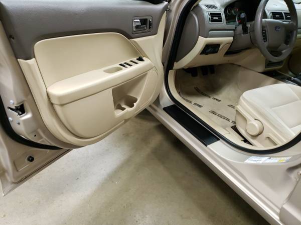 2006 Ford Fusion 2.3L 4C - cars & trucks - by dealer - vehicle... for sale in Lake In The Hills, IL – photo 13