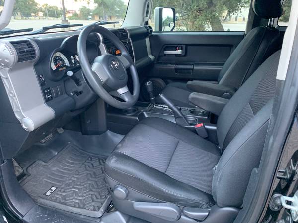 07 Toyota FJ Cruiser (97K Miles-One Owner) - - by for sale in San Antonio, TX – photo 11