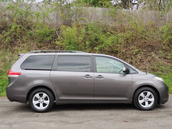 2011 Toyota Sienna LE 8-Passenger Dependable Quality Van Back for sale in binghamton, NY – photo 8