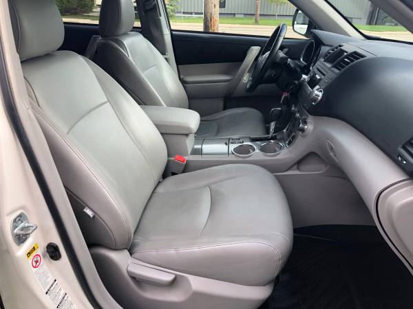 2012 TOYOTA HIGHLANDER..AWD..ONE OWNER..THIRD ROW..FINANCING OPTIONS! for sale in Holly, OH – photo 11
