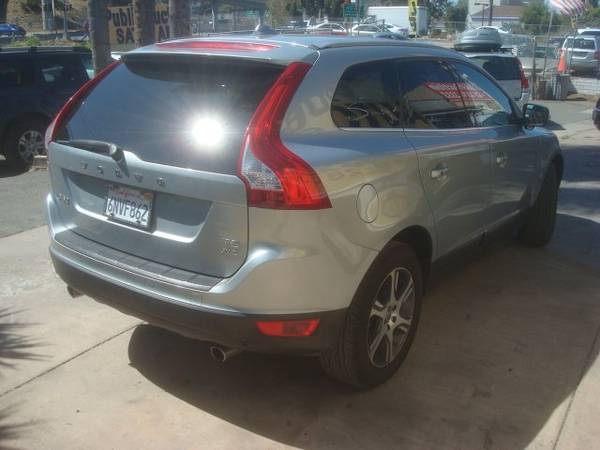2011 Volvo XC60 Public Auction Opening Bid for sale in Mission Valley, CA – photo 6