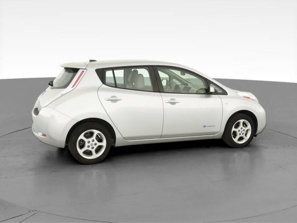 2012 Nissan LEAF SV Hatchback 4D hatchback Silver - FINANCE ONLINE -... for sale in Washington, District Of Columbia – photo 12
