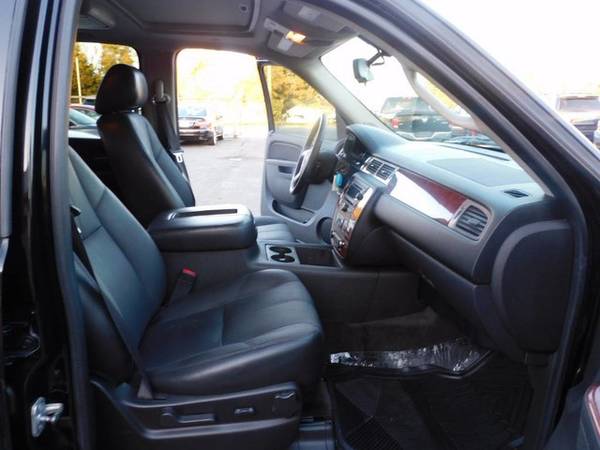 Chevrolet Tahoe LT 4wd SUV Sunroof Leather Used Chevy Clean Loaded... for sale in Danville, VA – photo 17