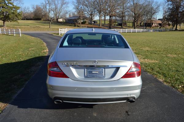 2011 Mercedes-Benz CLS550 AMG - cars & trucks - by dealer - vehicle... for sale in Kansas City, MO – photo 2