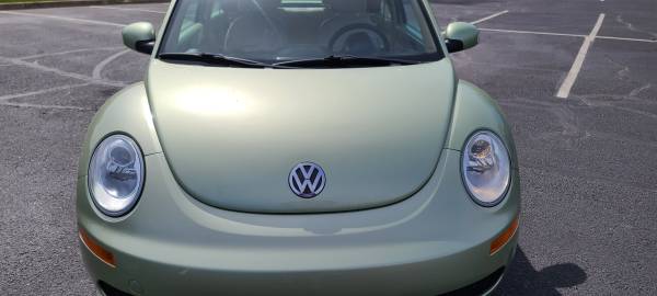2007 Volkswagen Bettle - - by dealer - vehicle for sale in Lansing, MI – photo 4