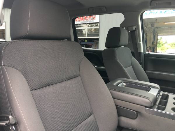 2018 Chevy Silverado LT Crew Cab 5.3L 6.5' Box! White! for sale in Bridgeport, NY – photo 9