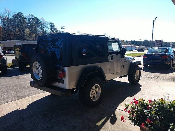 2006 Jeep Wrangler Unlimited Rubicon 4WD - cars & trucks - by dealer... for sale in Cleveland, SC – photo 8