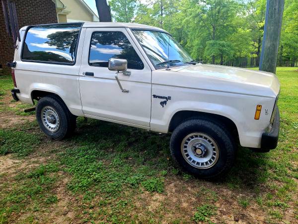 1984 Ford Bronco 2 for sale in Newberry, SC – photo 2