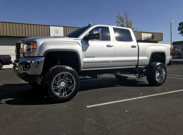 2017 GMC 2500 HD - cars & trucks - by owner - vehicle automotive sale for sale in Lancaster, CA – photo 3
