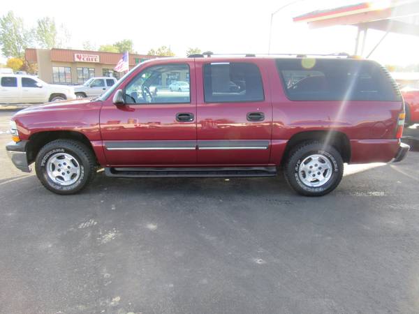 2004 Chevy Suburban LT 4X4 Sunroof Nice!!! for sale in Billings, WY – photo 7