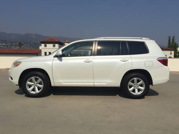 2008 Toyota Highlander 3rd seat, 3.5 V6, Well maintained, Beautiful... for sale in Santa Barbara, CA – photo 2