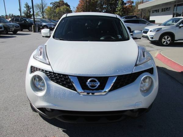 2015 Nissan Juke SL suv White Pearl - cars & trucks - by dealer -... for sale in Fayetteville, AR – photo 2