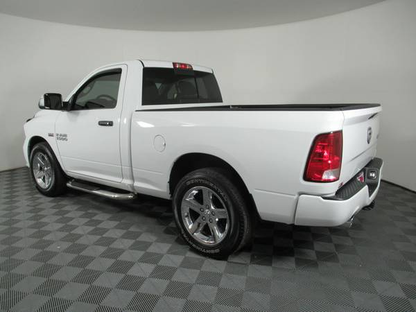 2014 RAM 1500 4WD Reg Cab 120.5" Express 4WD Reg Cab 120.5" for sale in Champaign, IL – photo 5