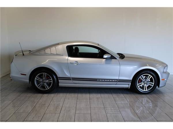 2013 Ford Mustang V6 Coupe - cars & trucks - by dealer - vehicle... for sale in Escondido, CA – photo 3