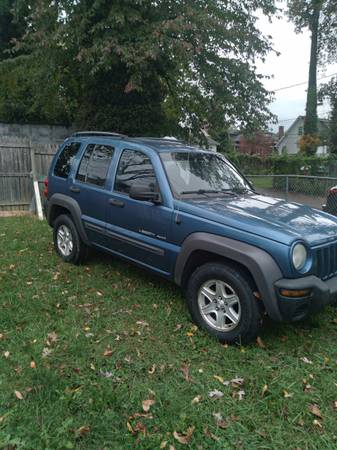 PASS INSPECTION JEEP liberty - cars & trucks - by owner - vehicle... for sale in Baltimore, MD – photo 3