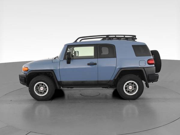 2014 Toyota FJ Cruiser Sport Utility 2D suv Black - FINANCE ONLINE -... for sale in Cleveland, OH – photo 5