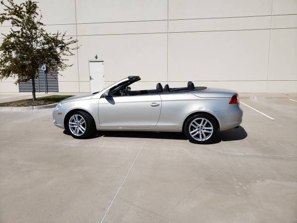 2010 VOLKSWAGEN EOS LUX CONVERTIBLE CLEAN TITLE & CARFAX for sale in Carrollton, TX – photo 5