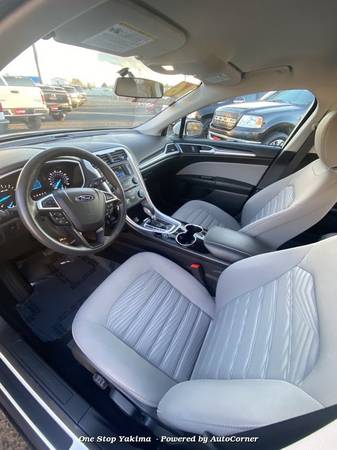 2016 Ford Fusion S - cars & trucks - by dealer - vehicle automotive... for sale in Yakima, WA – photo 8