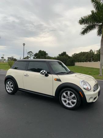 2009’ Mini Cooper 68k miles - cars & trucks - by owner - vehicle... for sale in North Fort Myers, FL – photo 3