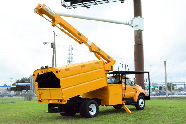 2006 Ford F-650 Super Duty Altec Over Center 61 foot Height Bucket -... for sale in Hollywood, AL – photo 8