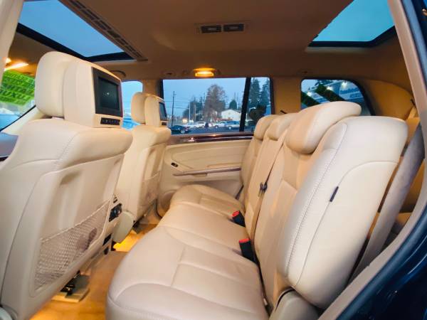 2008 MERCEDES-BENZ GL550 4 MATIC / 3rd Row Seating / Luxury Leather🚨... for sale in Vancouver, OR – photo 11