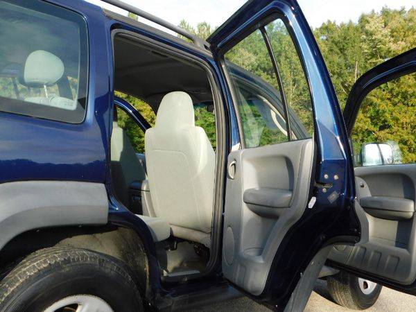 2006 Jeep Liberty 3.7L 4WD - GREAT DEALS! for sale in Zebulon, NC – photo 13