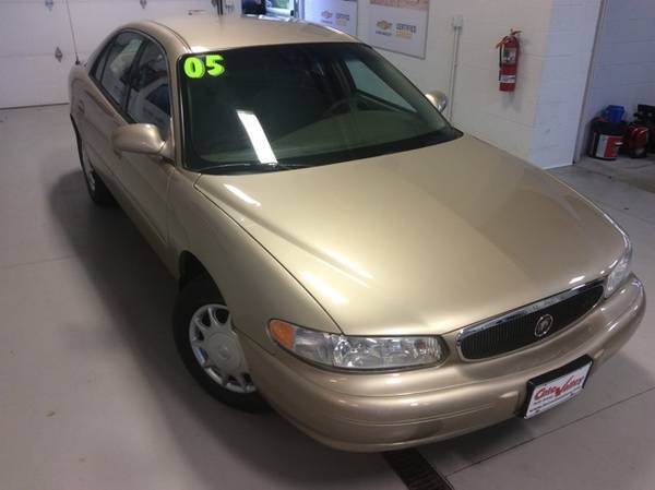 2005 Buick Century Base - cars & trucks - by dealer - vehicle... for sale in Newton Falls, OH – photo 2