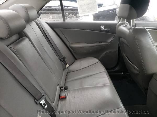 2010 *Hyundai* *Sonata* Silver - cars & trucks - by dealer - vehicle... for sale in Woodbridge, District Of Columbia – photo 8