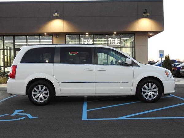 2013 Chrysler Town & Country - Financing Available! - cars & trucks... for sale in Fishers, IN – photo 8