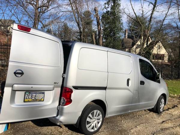 2017 NISSAN NV200 SV CARGO VAN - cars & trucks - by owner - vehicle... for sale in Ardmore, PA – photo 4