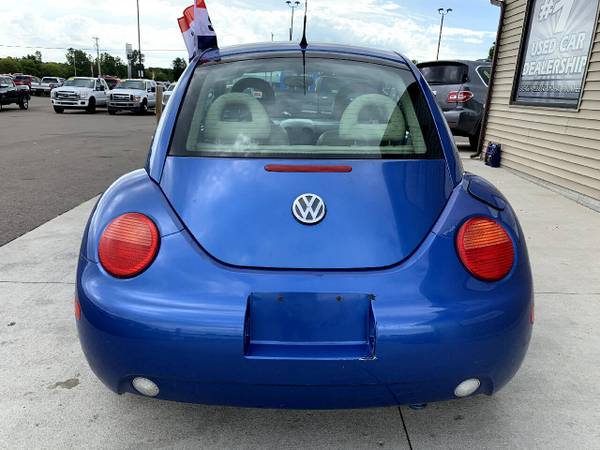 2001 Volkswagen New Beetle 2dr Cpe GLX Turbo Auto - cars & trucks -... for sale in Chesaning, MI – photo 4