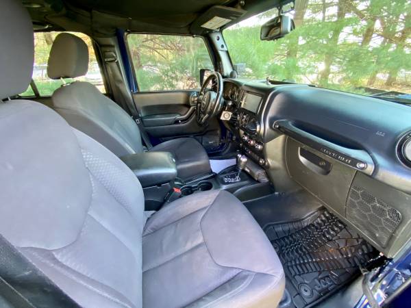 2013 Jeep Wrangler Unlimited 4x4 - - by dealer for sale in Canton, CT – photo 18