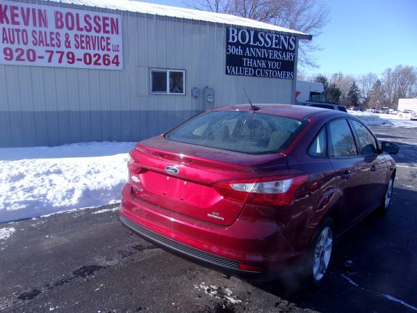 2013 Ford Focus SE 4dr - - by dealer - vehicle for sale in Hortonville, WI – photo 2