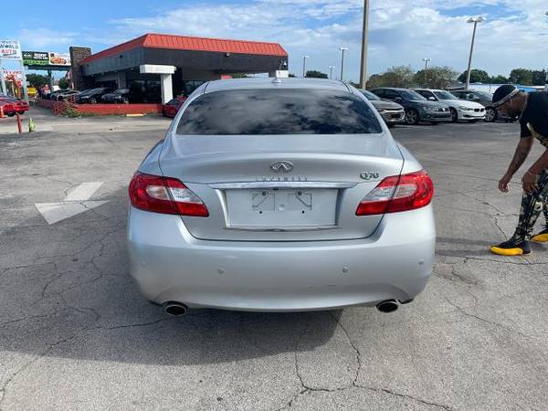 2014 Infiniti Q70 $800 DOWN $99/WEEKLY - cars & trucks - by dealer -... for sale in Orlando, FL – photo 3
