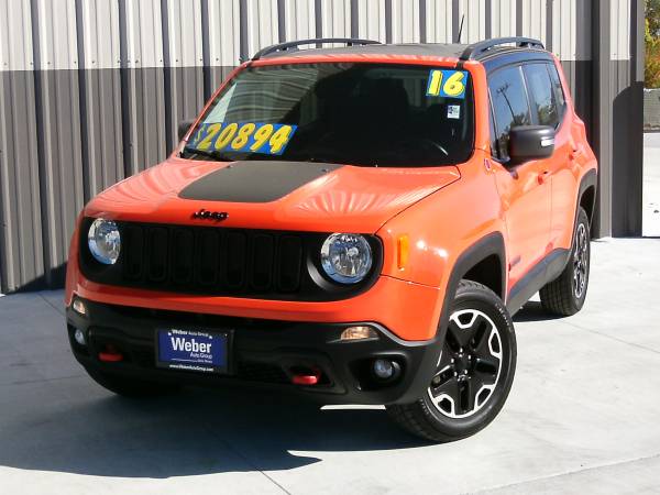 2016 Jeep Renegade Trailhawk-Navigation! Remote Start! Heated... for sale in Silvis, IA – photo 2