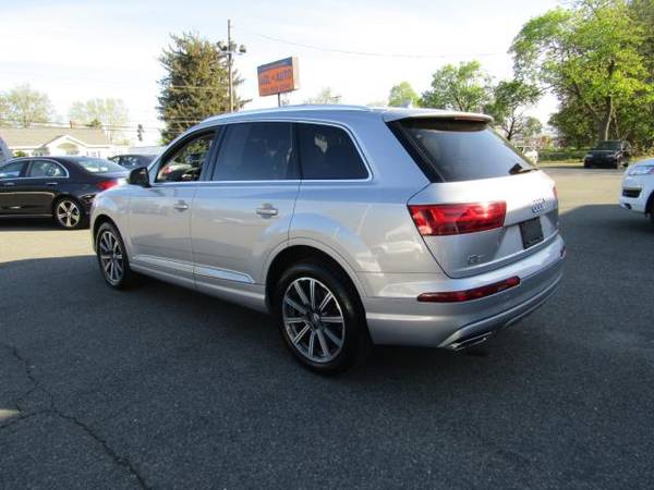 2017 Audi Q7 3 0 TFSI Prestige - - by dealer - vehicle for sale in Cohoes, CT – photo 5