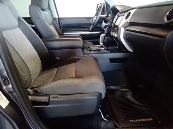 2017 Toyota Tundra 4WD 4x4 SR5 4dr CrewMax Cab Pickup SB (5.7L V8), Dk for sale in Gretna, NE – photo 14