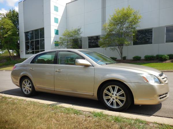 2006 Toyota Avalon Limited - cars & trucks - by owner - vehicle... for sale in Bartlett, IL – photo 8