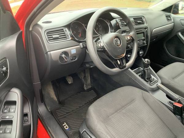 2015 Volkswagen Jetta TDI SE 87k Miles Manual Transmission for sale in Williston, VT – photo 10