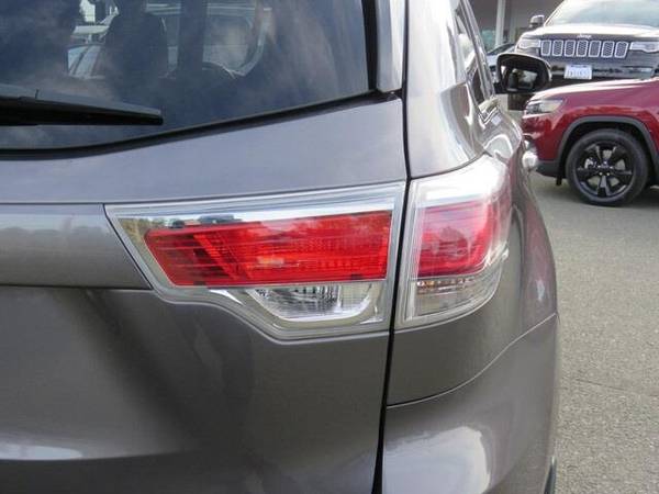 2015 Toyota Highlander SUV Limited (Predawn Gray Mica) - cars &... for sale in Lakeport, CA – photo 11