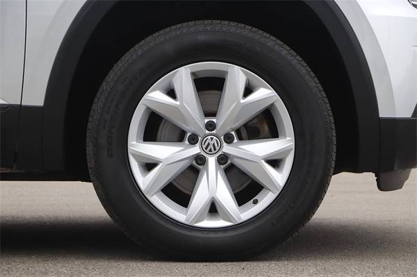2018 Volkswagen VW Atlas 3 6L V6 SE w/Technology - Lower Price for sale in Seaside, CA – photo 14
