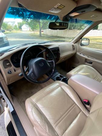 2000 Mercury Mountaineer for sale in Bolingbrook, IL – photo 21