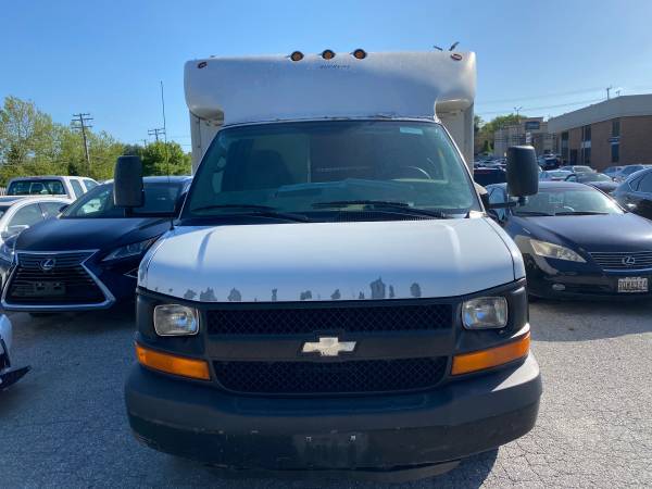 2006 Chevy box truck - - by dealer - vehicle for sale in Baltimore, MD – photo 3