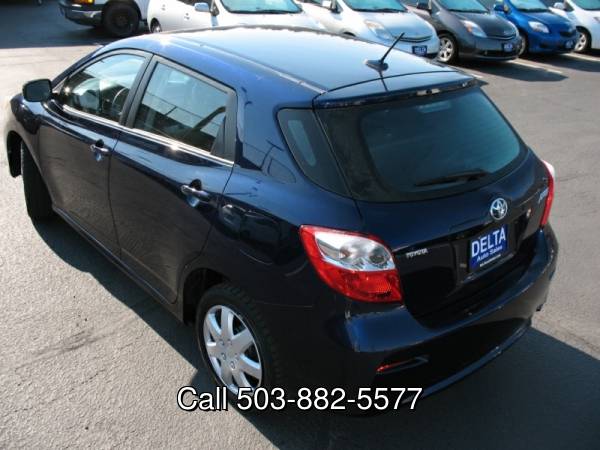 2010 Toyota Corolla Matrix 1 Owner Service Record via CARFAX - cars... for sale in Milwaukie, OR – photo 7