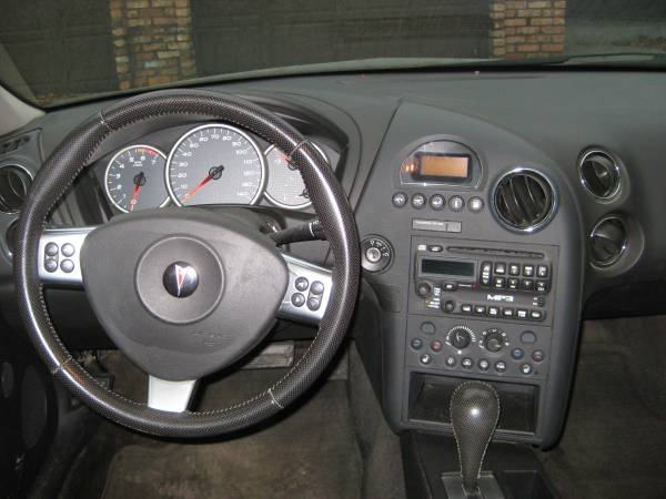 2007 Pontiac Grand Prix 114,000 miles - cars & trucks - by dealer -... for sale in Lakeville, MN – photo 11